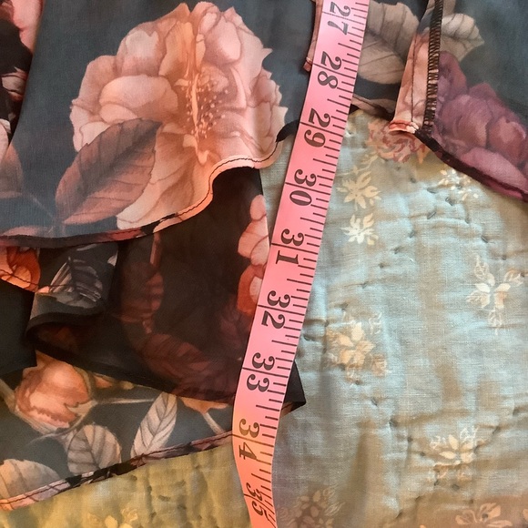 Marciano Black Floral Belted Lined Wrap Skirt Size 0 Asymmetrical Side Zip - Picture 8 of 9